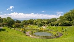 Im Kurpark Oberlaa in Wien-Favoriten soll es zu dem Vorfall der sexuellen Nötigung gekommen sein – der Verdächtige ist nur teilweise geständig.  (Bild: Wiener Stadtgärten / Christian Houdek)