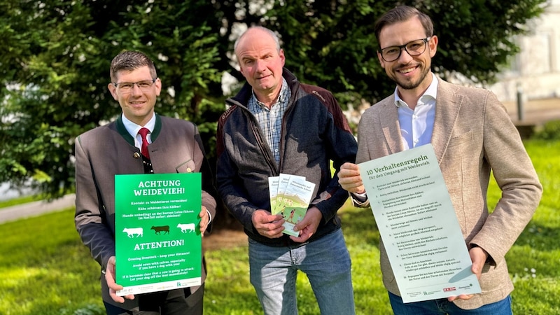 Landesvize Gruber, Sepp Obweger vom Kärntner Almwirtschaftsverein und Landesrat Schuschnig sind für ein gutes und respektvolles Miteinander auf Kärntens Almen. (Bild: Büro Schuschnig/Gruber)