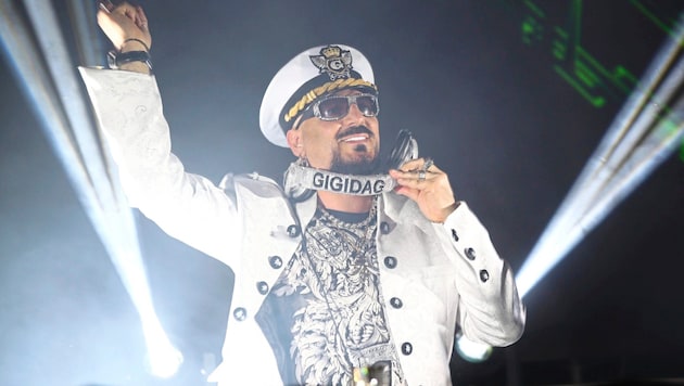 "Il Capitano" - Gigi D'Agostino will heat up the crowds in Graz on Friday. The rush to his concert broke all records. (Bild: Semtainment)