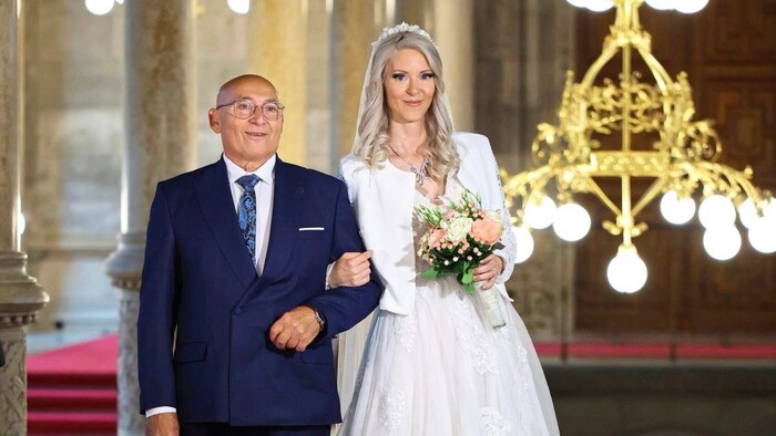 Simone Reiländer bei der Ankunft im Rathaus.