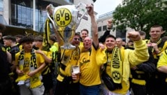 Dortmunder Fans in London (Bild: APA/afp/Roberto Pfeil)