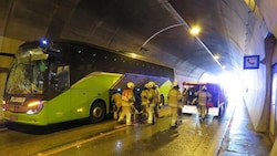 Unfall im Tunnel auf der A10 (Bild: FF Pfarrwerfen)
