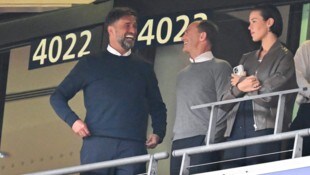 Jürgen Klopp (links) soll dem BVB Glück bringen.