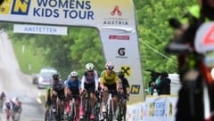 Nikola Bajgerova fährt bei der Sportland NÖ Women‘s/Kids Tour in Gelb. (Bild: Reinhard Eisenbauer)