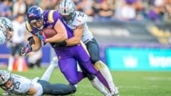 Florian Bierbaumer (am Ball) erzielte einen Touchdown. (Bild: Hannes Jirgal)