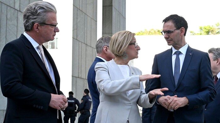Die ÖVP-Landeshauptleute stellen sich zunehmend gegen die Umweltministerin – bei der SPÖ wackelt ...