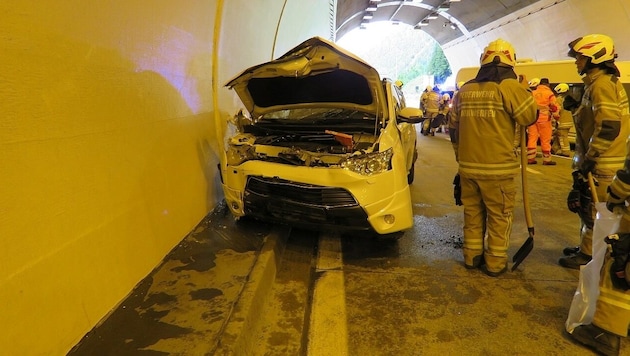 Serious accident in the Reittunnel (Bild: Feuerwehr Pfarrwerfen)