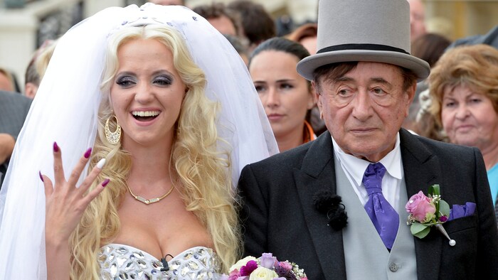 At this wedding, only the bride smiled: Richard Lugner married ex-Playmate Cathy Schmitz in ...