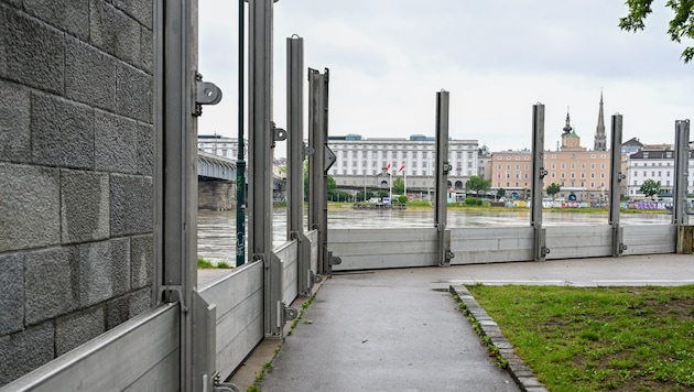 Phase 1 of the flood protection was set up in Urfahr. (Bild: © Harald Dostal / 2024)