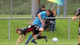 Nico Winkler (li.) und Admira Villach segelten aus der Unterliga West, verloren jetzt auch gegen Lind und Markus Wegscheider mit 0:5. (Bild: Kuess)