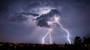 Nach den ersten Hitzetagen des Jahres kühlt es in Österreich merklich ab (Symbolbild). (Bild: APA/dpa-Zentralbild/Florian Gaertner)