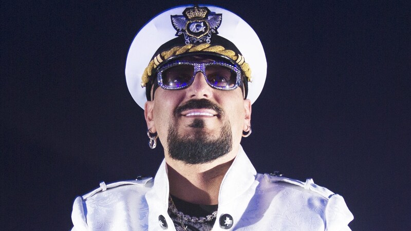 Gigi D'Agostino is shocked that his old song "L'amour toujours" has been misused for racist chants and is now virtually banned in many places. (Bild: Semtainment/OTS)