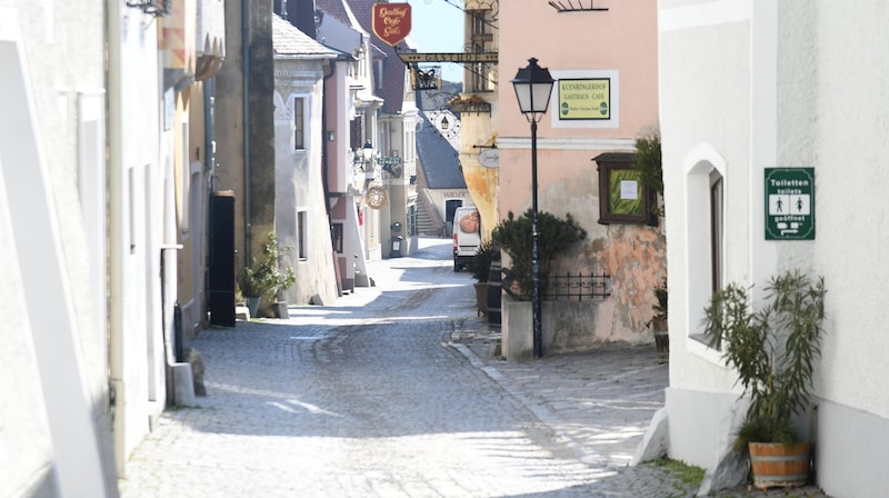 The narrow streets in the historic old town are not designed for masses of visitors. Around 57,000 overnight stays were recorded last year. Every second guest comes from abroad. (Bild: Huber Patrick)