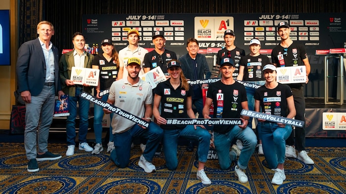 Österreichs Teams, Veranstalter Jagerhofer, ÖVV-Boss Leitner, Marco Harfmann von A1 und Co. ...