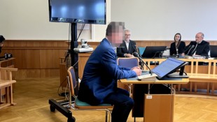 Der 63-jährige Wiener in seinem Mordprozess