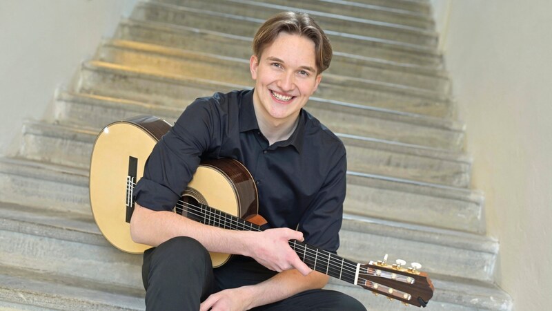 Gilded guitar sounds: Samuele Ogris (17) from the Rosental music school also won gold. (Bild: Evelyn Hronek/EVELYN HRONEK)