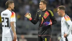 Manuel Neuer bleibt wohl weiterhin Nationaltorwart. (Bild: AP)