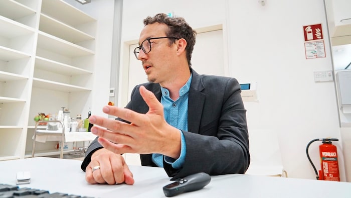 Anaesthetist Thomas Weber specializes in ME/CFS