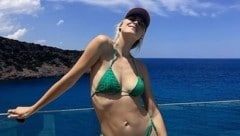 Lena Gercke şu anda Yunanistan'da muhteşem güneşli günlerin tadını çıkarıyor. (Bild: www.instagram.com/lenagercke)