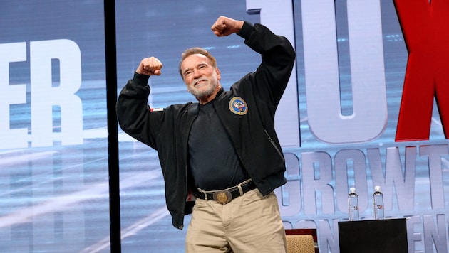 Schwarzenegger Nisan ayında Florida'da düzenlenen "10X Büyüme Konferansı "nda (Bild: APA/Getty Images via AFP/GETTY IMAGES/Ivan Apfel)