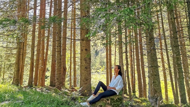Nicht nur Steiermark-Urlauber, auch wir Einheimischen selbst schätzen den Wald als Energiequelle und Ruhepol (Bild: Steiermark Tourismus / Martina Haselwander)