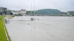 In Linz stand die Donaulände unter Wasser. (Bild: Dostal Harald)