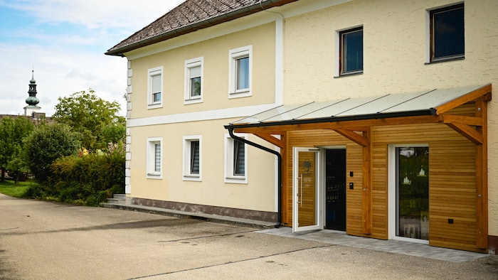Den Hofladen hat Wieshaider mit der Unterstützung von Freunden und Familie errichtet.