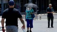 Die Menschen auf Zypern leiden derzeit unter einer wahren Gluthitze – 44 Grad sollen in den kommenden Tagen erreicht werden. (Bild: AP)