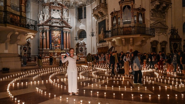 Lichterlabyrinth im Dom (Bild: EDS)