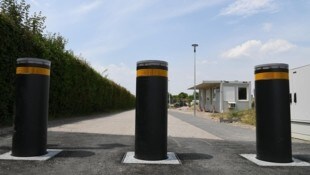 Poller und Fußgängerzone im Einklang mit Gesetzeslage.
