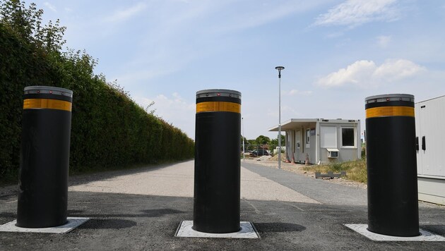 Poller und Fußgängerzone im Einklang mit Gesetzeslage. (Bild: Huber Patrick)