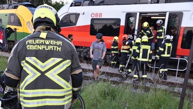 The fire department brought around 40 people to safety (Bild: Thomas Lenger/Monatsrevue)