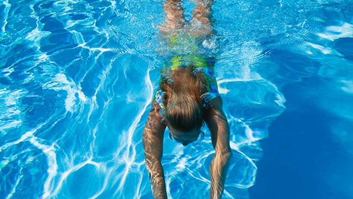 Regelmäßiges Schwimmen kann vor Diabetes und Übergewicht schützen.