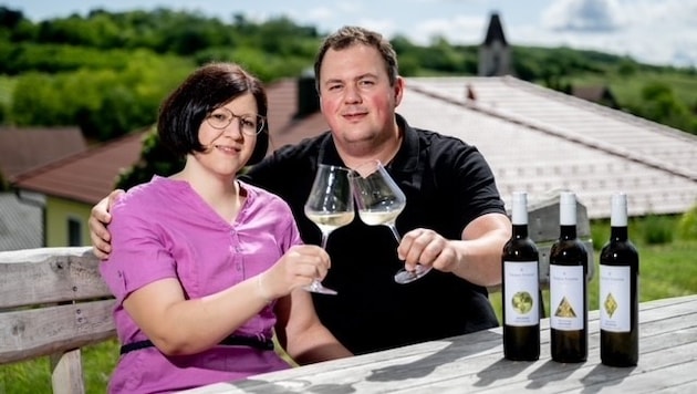 Wine bliss: Winemaker Thomas Stopfer and partner Daniela Summer, who grow their delicious wines in Wagram (Bild: Antal Imre)