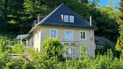 Seit Jahren steht das stattliche Anwesen in der Krumpendorfer Hauptstraße leer.