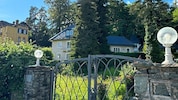 Die Nachkriegsvilla von Auer-Welsbach und die Villa „Johanna“ stehen abermals zum Verkauf.