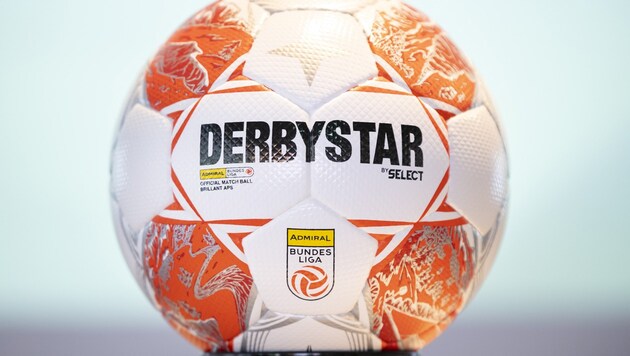 The new Bundesliga ball (Bild: APA)