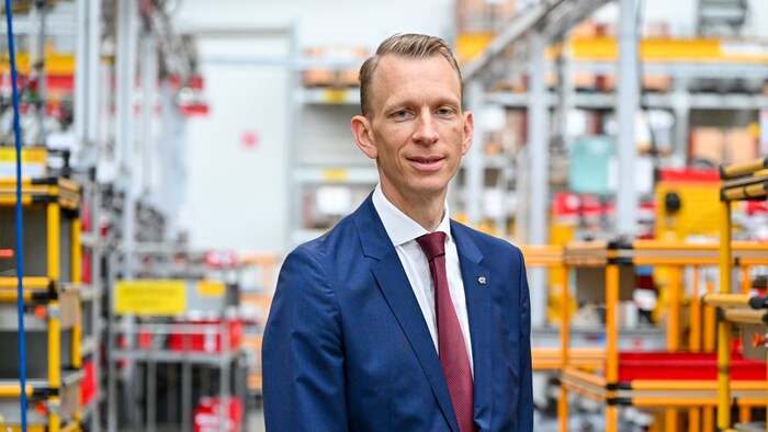 Sebastian Wolf is "impressed" by the acceleration achieved by the electrified fire engine from ...