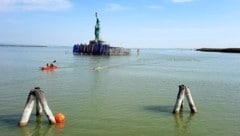 Das Schwimmfestival Neusiedler See fand schon vor einer besonderen Kulisse statt. (Bild: Schwimmfestival)