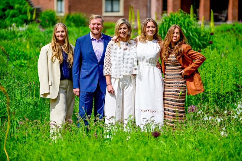 The Dutch royal couple proudly showed off their beautiful daughters. (Bild: picturedesk.com/Dutch Press Photo Agency / Action Press / picturedesk.com)