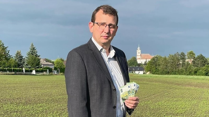 „80 Euro in der Nachbargemeinde, knapp 320 bei uns“: Martin Schreibvogel, Ortsvorsteher von Kettlasbrunn, kritisiert die Baupreispolitik in Mistelbach. (Bild: zVg)