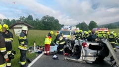 Nach der Köstendorfer Brücke kam es zum Frontalcrash. (Bild: FF St. Stefan)