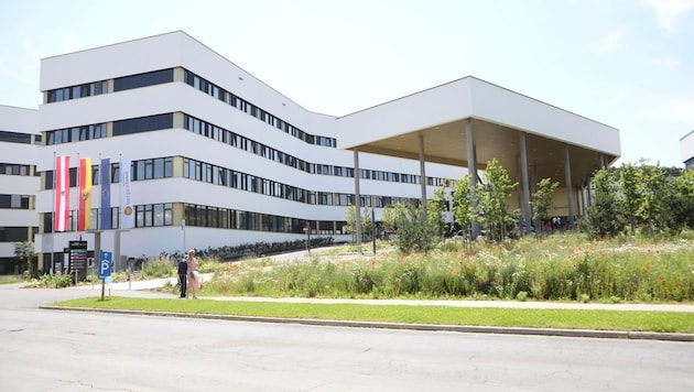 Von der größten Baustelle zum größten Vorzeigeprojekt des Landes – die neue Klinik Oberwart. (Bild: Schulter Christian)