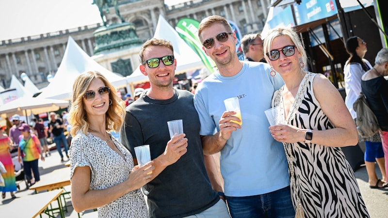 In ihrem Kurzurlaub schauten diese vier Deutschen auch auf der OÖ Sommerfrische vorbei. (Bild: Wenzel Markus)