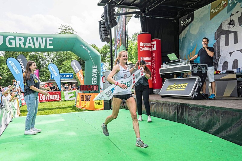 Schnellste Frau war Franziska Althaus mit einer Zeit von 52.31 Minuten. (Bild: Juergen Fuchs)