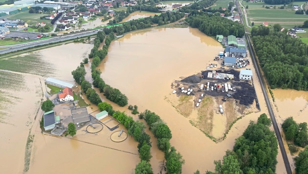 Sebersdorf: A károkat drónok segítségével is felmérték - és látható volt a kár mértéke. (Bild: Land Steiermark)