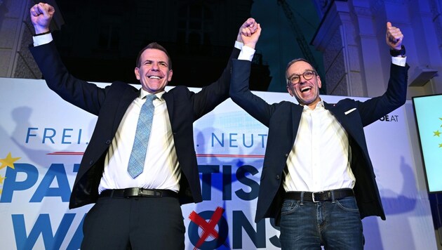 Top candidate Harald Vilimsky and FPÖ federal party chairman Herbert Kickl (Bild: APA/HELMUT FOHRINGER)