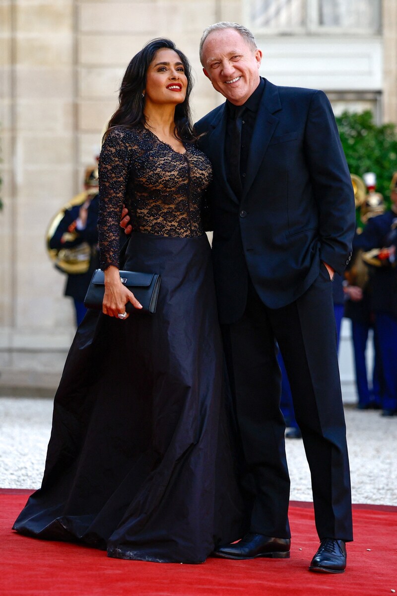 Salma Hayek sorgte auf dem Red Carpet für ein Blitzlichtgewitter. (Bild: picturedesk.com/Sarah Meyssonnier / REUTERS / picturedesk.com)