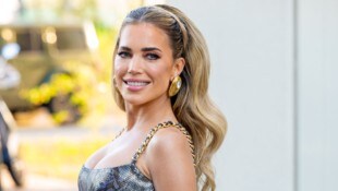 Sylvie Meis heizte ihren Fans mit verführerischen Bikini-Looks ein.