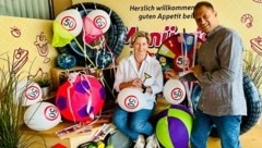 Die Gäste von Daniela und Heinz Richler können im Juni im Menüwirt tolle Preise gewinnen. (Bild: Menüwirt)